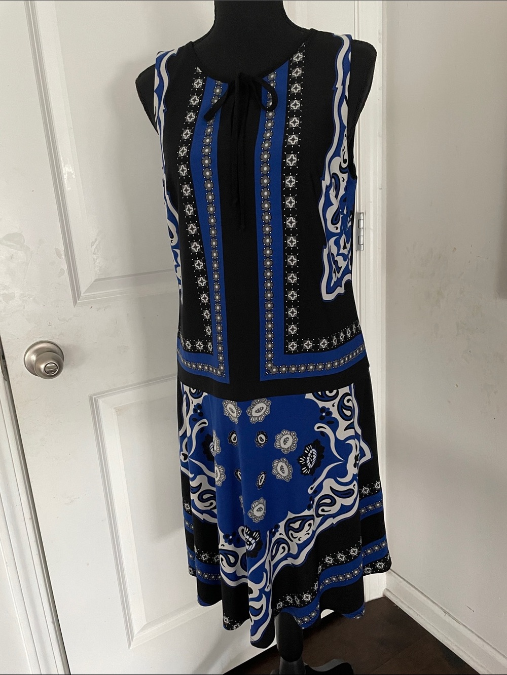 MSK Sleeveless Geometric Bandana Print Dress Size M Multicolor Wearable Art Chic